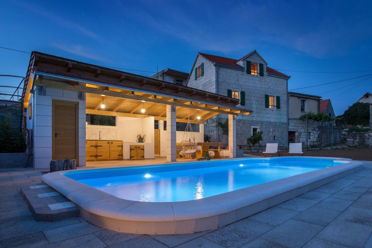 Holiday Village Home Kamenica Kostanje Εξωτερικό φωτογραφία